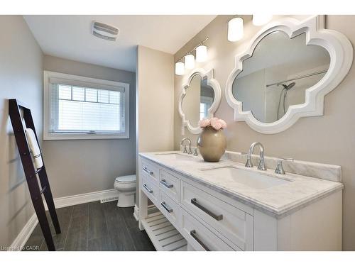 3530 Walmer Road, Burlington, ON - Indoor Photo Showing Bathroom
