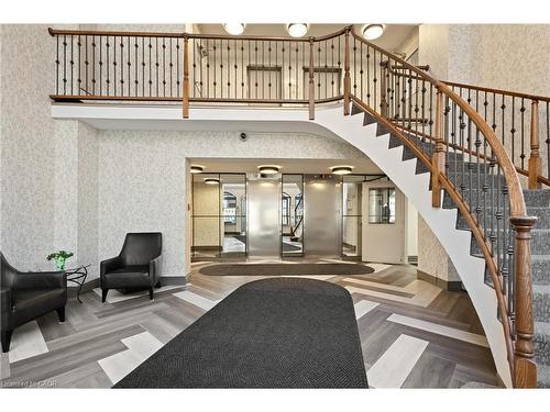 801-359 Geneva Street, St. Catharines, ON - Indoor Photo Showing Other Room