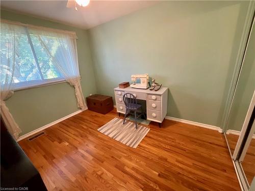 4 Rosanne Crescent, Hamilton, ON - Indoor