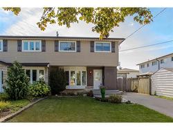 1254 Treeland Street  Burlington, ON L7R 3T6