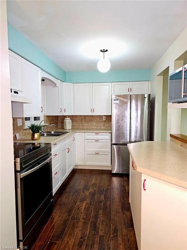135-51 Paulander Drive, Kitchener, ON - Indoor Photo Showing Kitchen With Double Sink