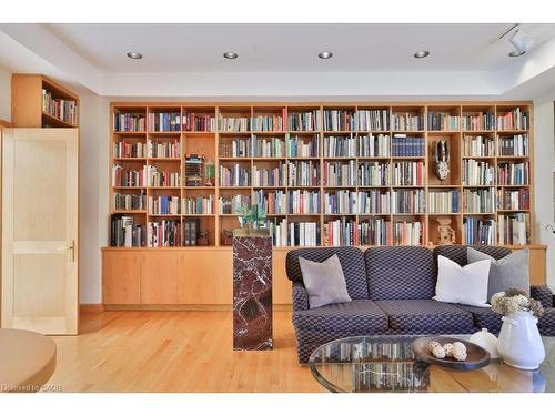 937 Whittier Crescent, Mississauga, ON - Indoor