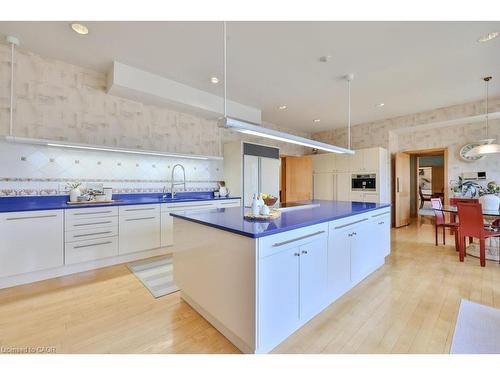 937 Whittier Crescent, Mississauga, ON - Indoor Photo Showing Kitchen