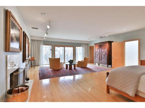 937 Whittier Crescent, Mississauga, ON - Indoor