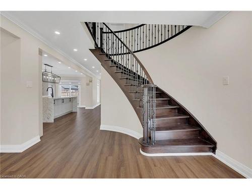 125 Valera Drive, Hamilton, ON - Indoor Photo Showing Other Room