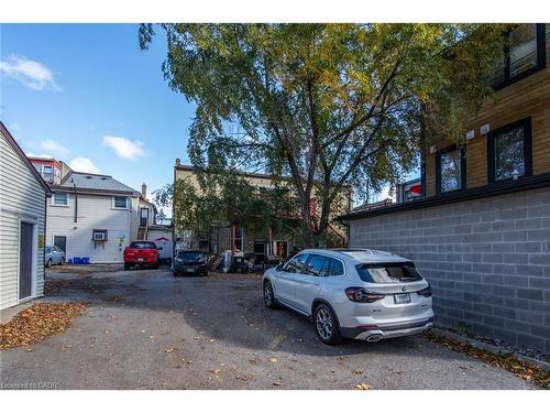 660 King Street E, Cambridge, ON 