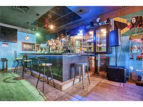 660 King Street E, Cambridge, ON 