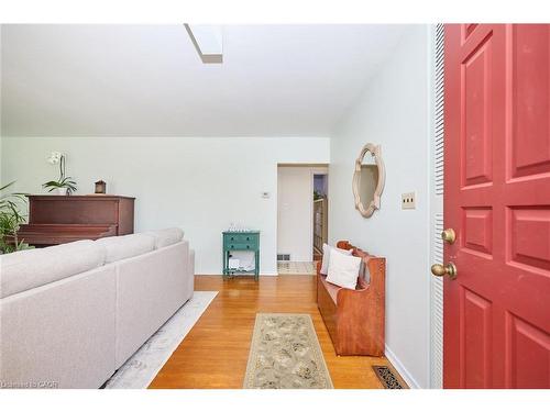 19 Secord Drive, Hamilton, ON - Indoor Photo Showing Other Room