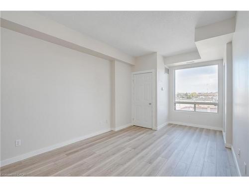 608-32 Tannery Street, Mississauga, ON - Indoor Photo Showing Other Room