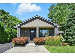 2209 Ghent Avenue  Burlington, ON L7R 1Y6