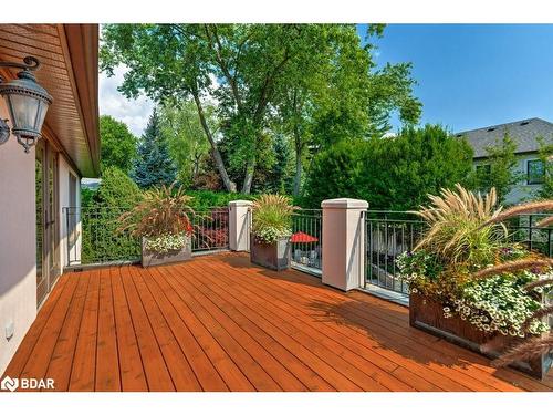 1237 Donlea Crescent, Oakville, ON - Outdoor With Exterior