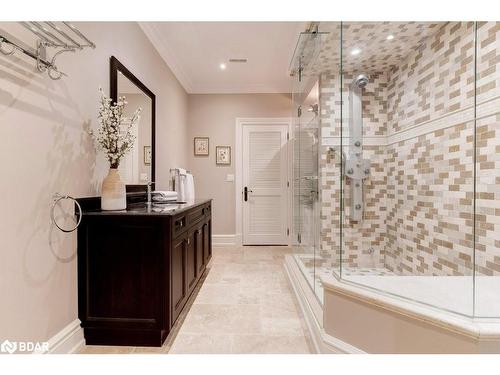 1237 Donlea Crescent, Oakville, ON - Indoor