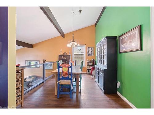 31 Saxony Circle, Cambridge, ON - Indoor