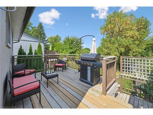 31 Saxony Circle, Cambridge, ON - Outdoor With Deck Patio Veranda With Exterior