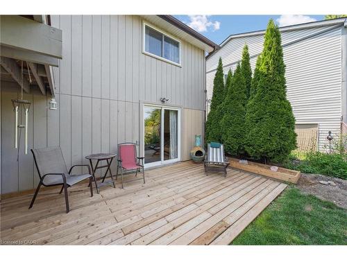 31 Saxony Circle, Cambridge, ON - Outdoor With Deck Patio Veranda With Exterior