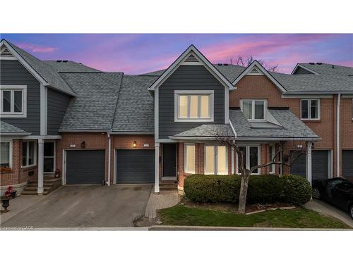 82-2205 South Millway, Mississauga, ON - Outdoor With Facade