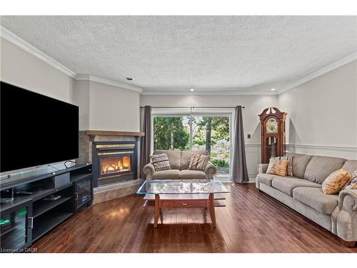 82-2205 South Millway, Mississauga, ON - Indoor Photo Showing Living Room With Fireplace