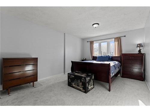 82-2205 South Millway, Mississauga, ON - Indoor Photo Showing Bedroom
