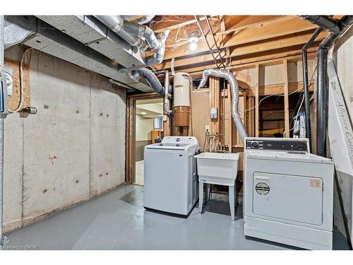 82-2205 South Millway, Mississauga, ON - Indoor Photo Showing Laundry Room