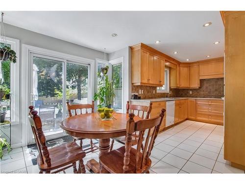 104 Valley Ridge Crescent, Waterloo, ON - Indoor Photo Showing Dining Room