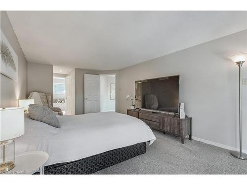 104 Valley Ridge Crescent, Waterloo, ON - Indoor Photo Showing Bedroom