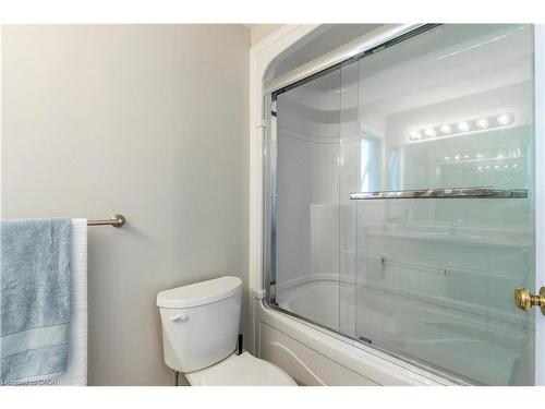 104 Valley Ridge Crescent, Waterloo, ON - Indoor Photo Showing Bathroom