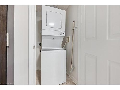 301-776 Laurelwood Drive, Waterloo, ON - Indoor Photo Showing Laundry Room