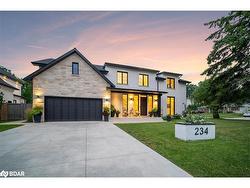 234 Walby Drive  Oakville, ON L6L 4E5