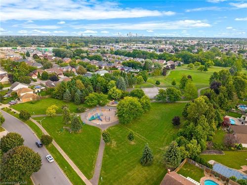 3688 Cardinal Drive, Niagara Falls, ON - Outdoor With View