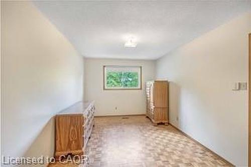 100 Antigua Road, Mississauga, ON - Indoor Photo Showing Other Room