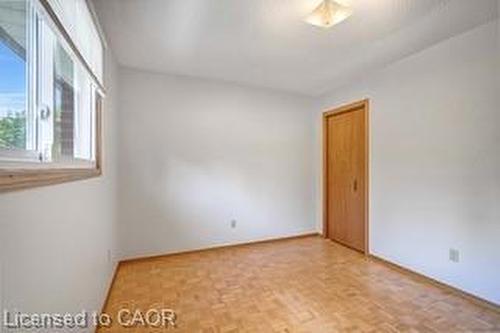 100 Antigua Road, Mississauga, ON - Indoor Photo Showing Other Room