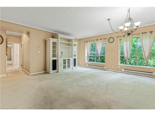 106-249 Major Mackenzie Drive E, Richmond Hill, ON - Indoor