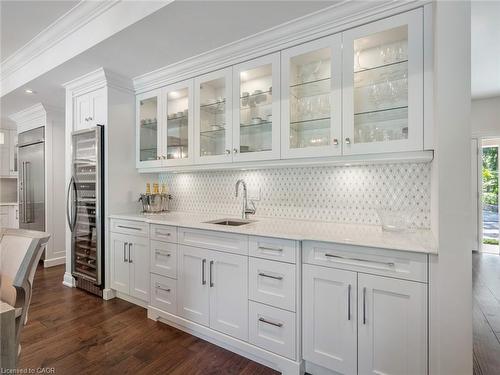 3087 Lakeshore Road, Burlington, ON - Indoor Photo Showing Kitchen With Upgraded Kitchen