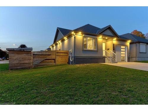 404 Montrose Street N, Cambridge, ON - Outdoor