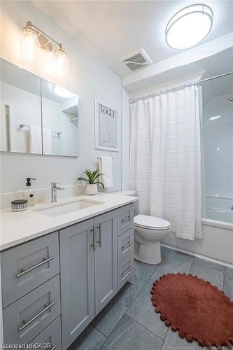 A-225 East 24Th Street, Hamilton, ON - Indoor Photo Showing Bathroom