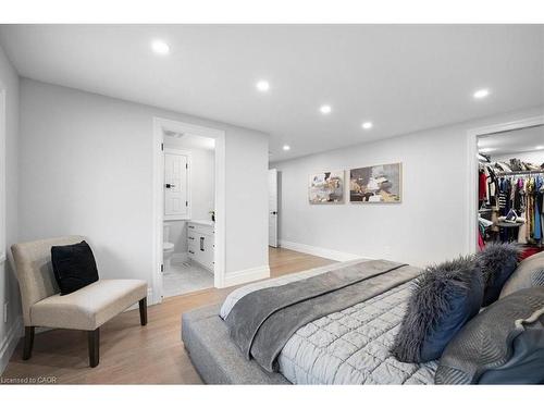 162 Greenbrook Drive, Kitchener, ON - Indoor