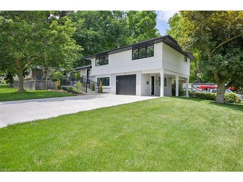 162 Greenbrook Drive, Kitchener, ON - Outdoor