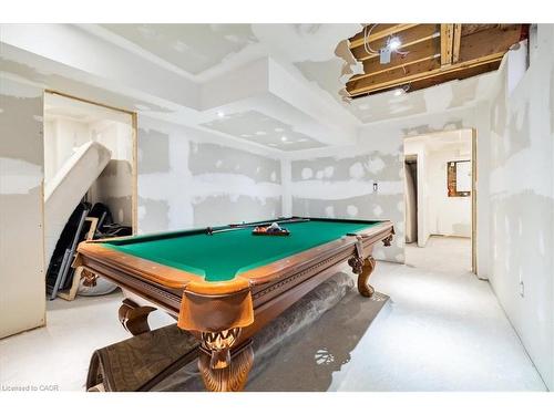 107 Pagebrook Crescent, Stoney Creek, ON - Indoor Photo Showing Other Room