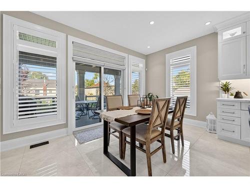 18 David Avenue, Hamilton, ON - Indoor Photo Showing Dining Room