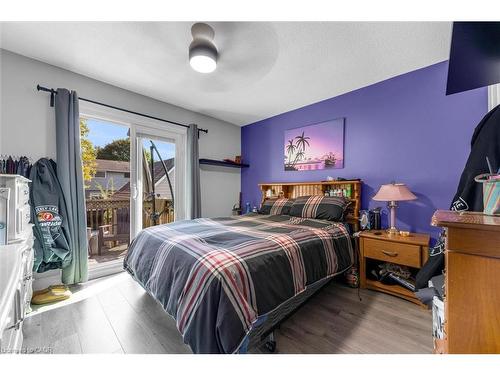 110 Graystone Crescent, Welland, ON - Indoor Photo Showing Bedroom