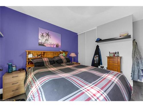 110 Graystone Crescent, Welland, ON - Indoor Photo Showing Bedroom