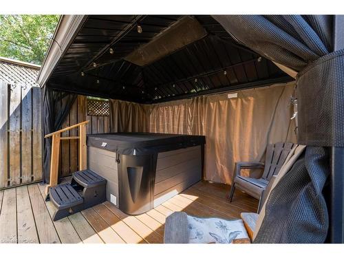 110 Graystone Crescent, Welland, ON - Outdoor With Exterior