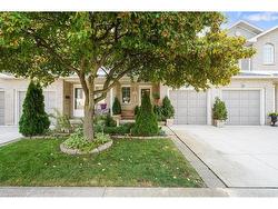 5-104 Frances Avenue  Stoney Creek, ON L8E 5X3