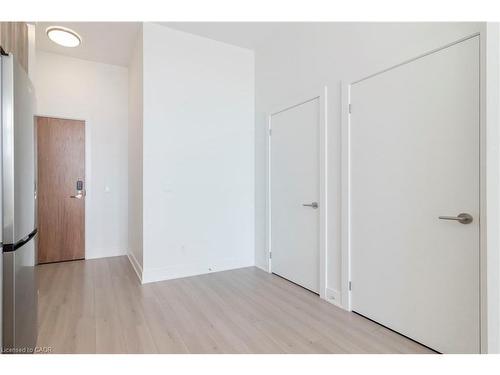 304-25 Wellington Street S, Kitchener, ON - Indoor Photo Showing Other Room