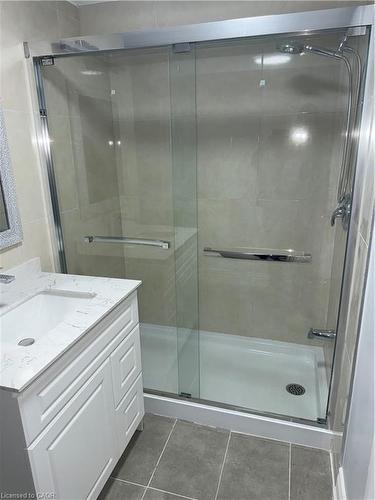 Basement-2034 Waycross Crescent, Mississauga, ON - Indoor Photo Showing Bathroom