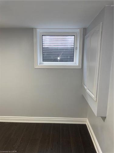 Basement-2034 Waycross Crescent, Mississauga, ON - Indoor Photo Showing Other Room