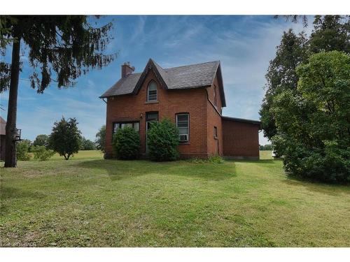 8125 Dickenson Road E, Mount Hope, ON - Outdoor
