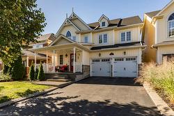 15 Buttercup Crescent  Waterdown, ON L8B 0X9