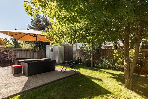 15 Buttercup Crescent, Waterdown, ON - Outdoor With Backyard