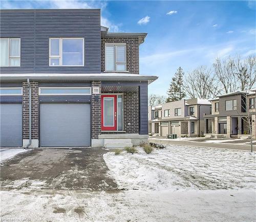 111 Pony Way Drive  Kitchener, ON N2R 0R8